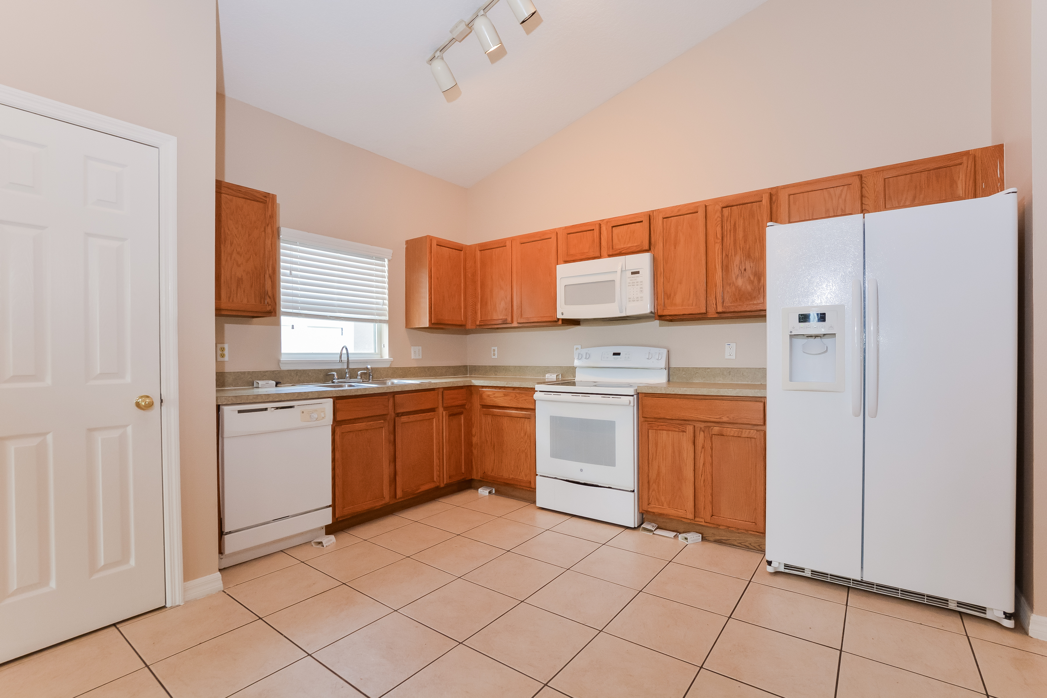 10837 Leader Ln, Orlando photo 9