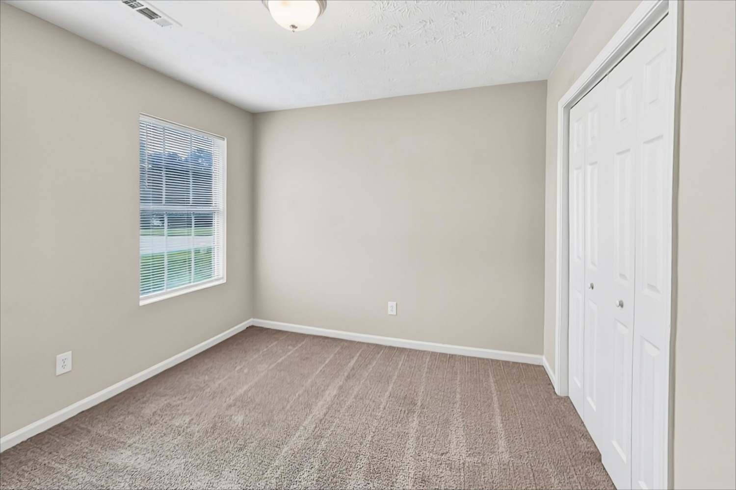 10 Summer Breeze Ct, Covington photo 18
