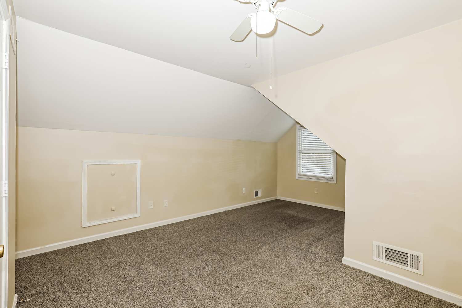 100 Pepperwood Dr, Peachtree City photo 16