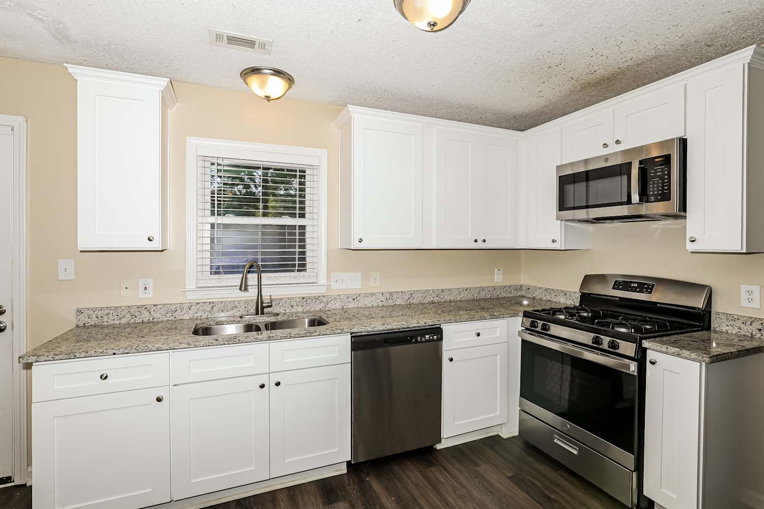100 Pepperwood Dr, Peachtree City photo 8