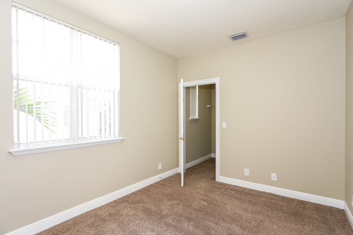 10001 SW 22nd St, Miramar photo 11