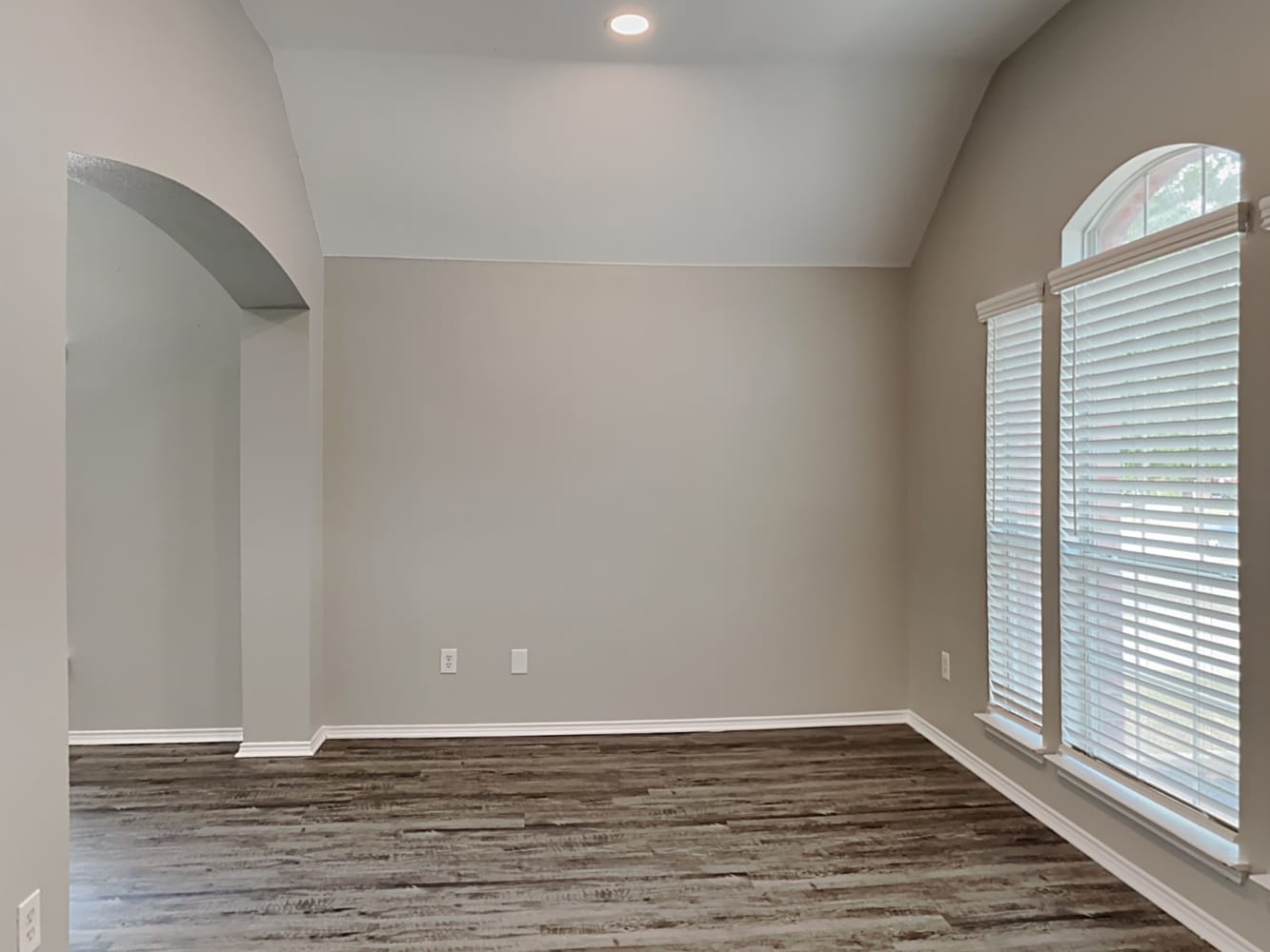10009 Chadbourne Rd, Fort Worth photo 5