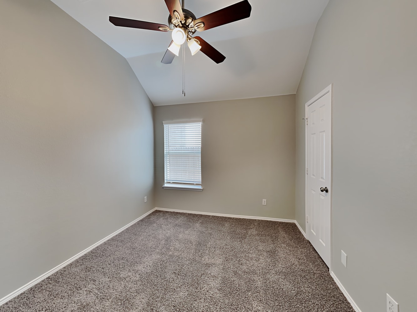 10009 Chadbourne Rd, Fort Worth photo 13