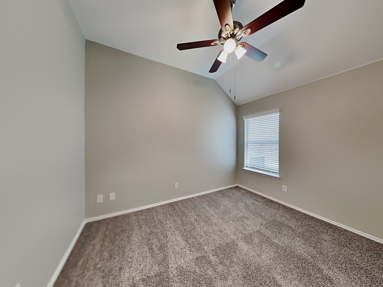 10009 Chadbourne Rd, Fort Worth photo 11