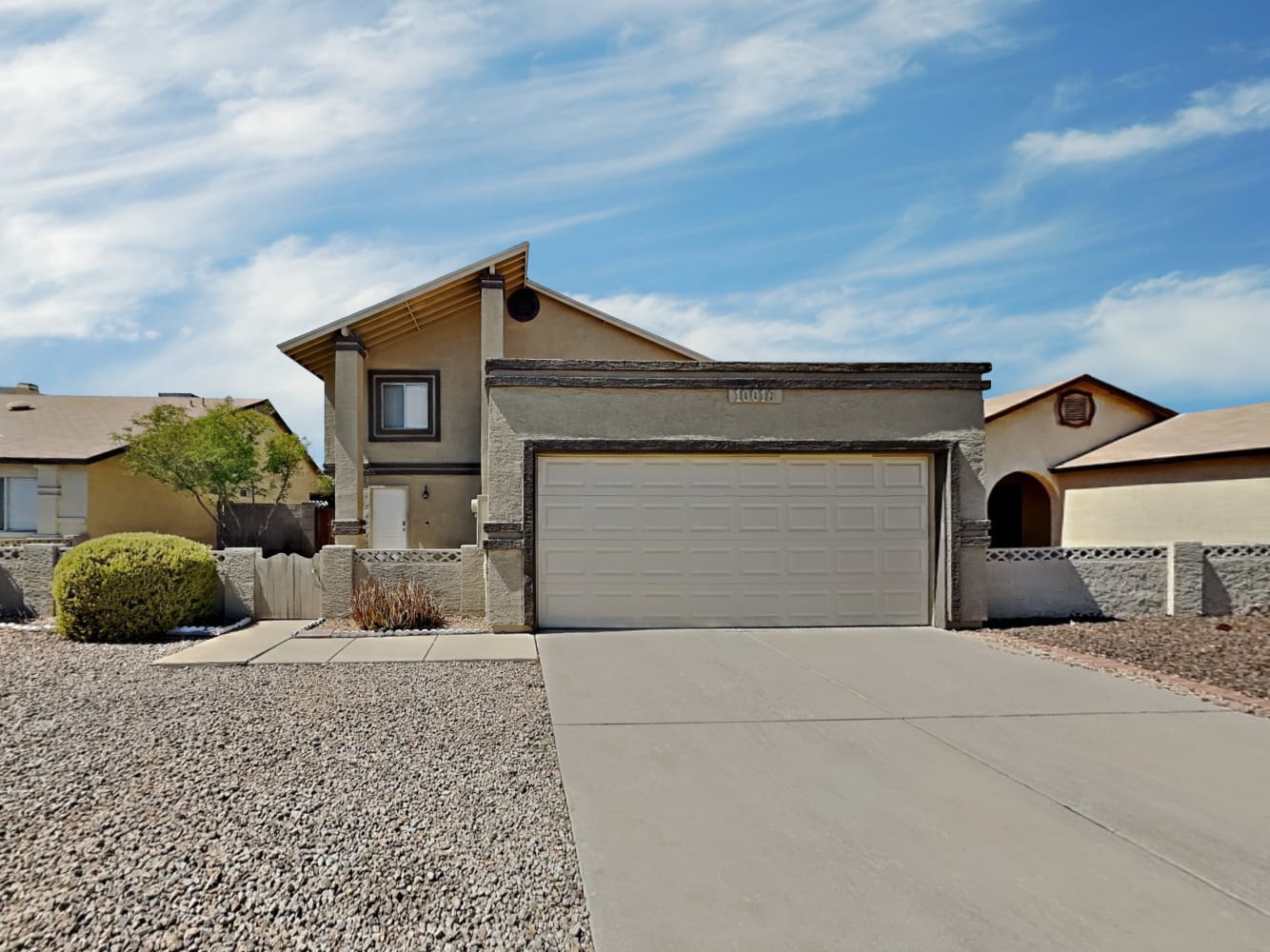 Front of 10016 N 66th Dr, Glendale, AZ