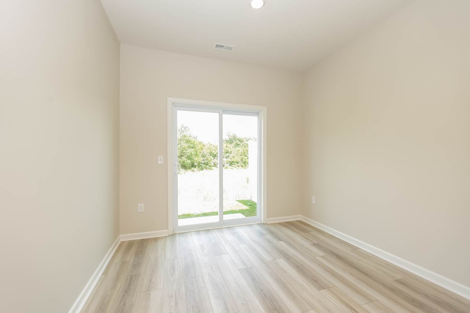 1005 Legacy Ct, Smyrna photo 7