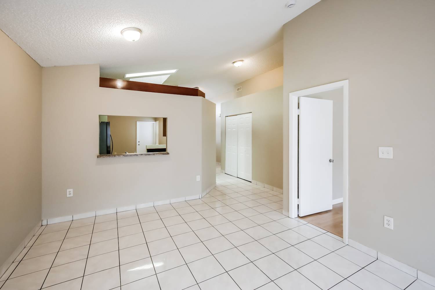 10061 SW 222nd St, Cutler Bay photo 6
