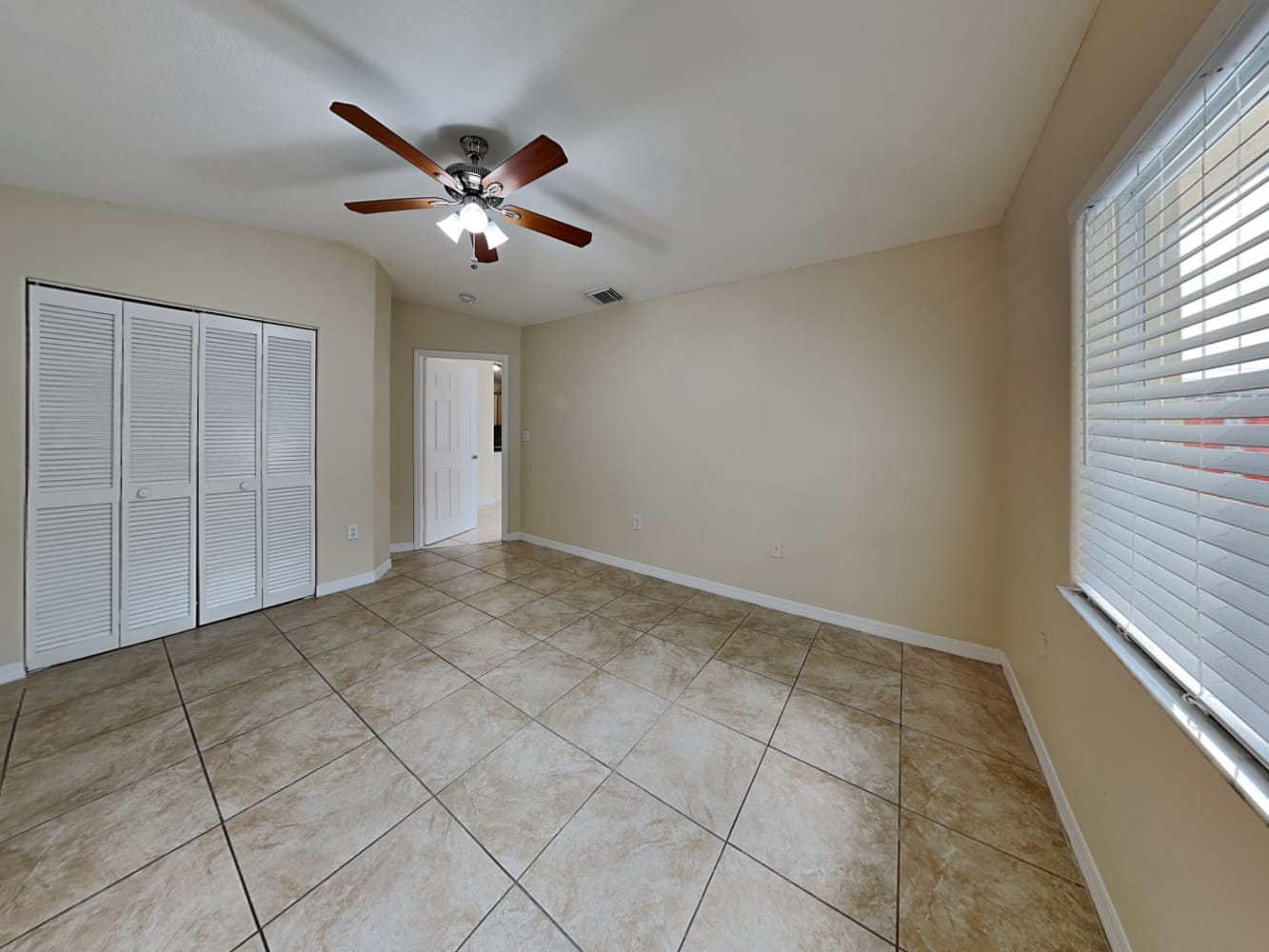 10088 NW 126th Ter, Hialeah Gardens photo 9