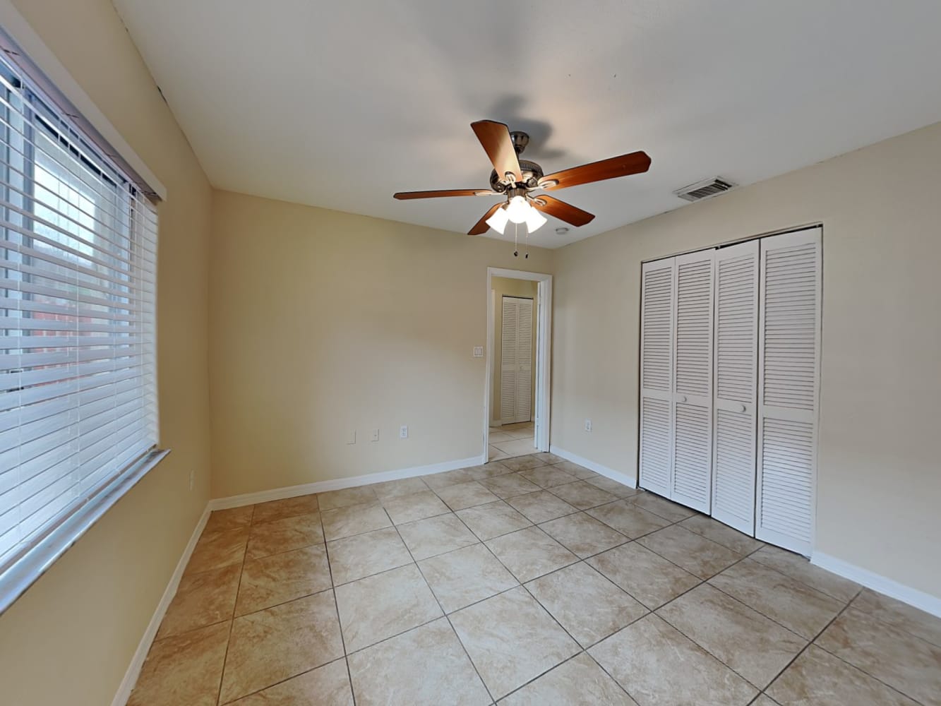 10088 NW 126th Ter, Hialeah Gardens photo 12