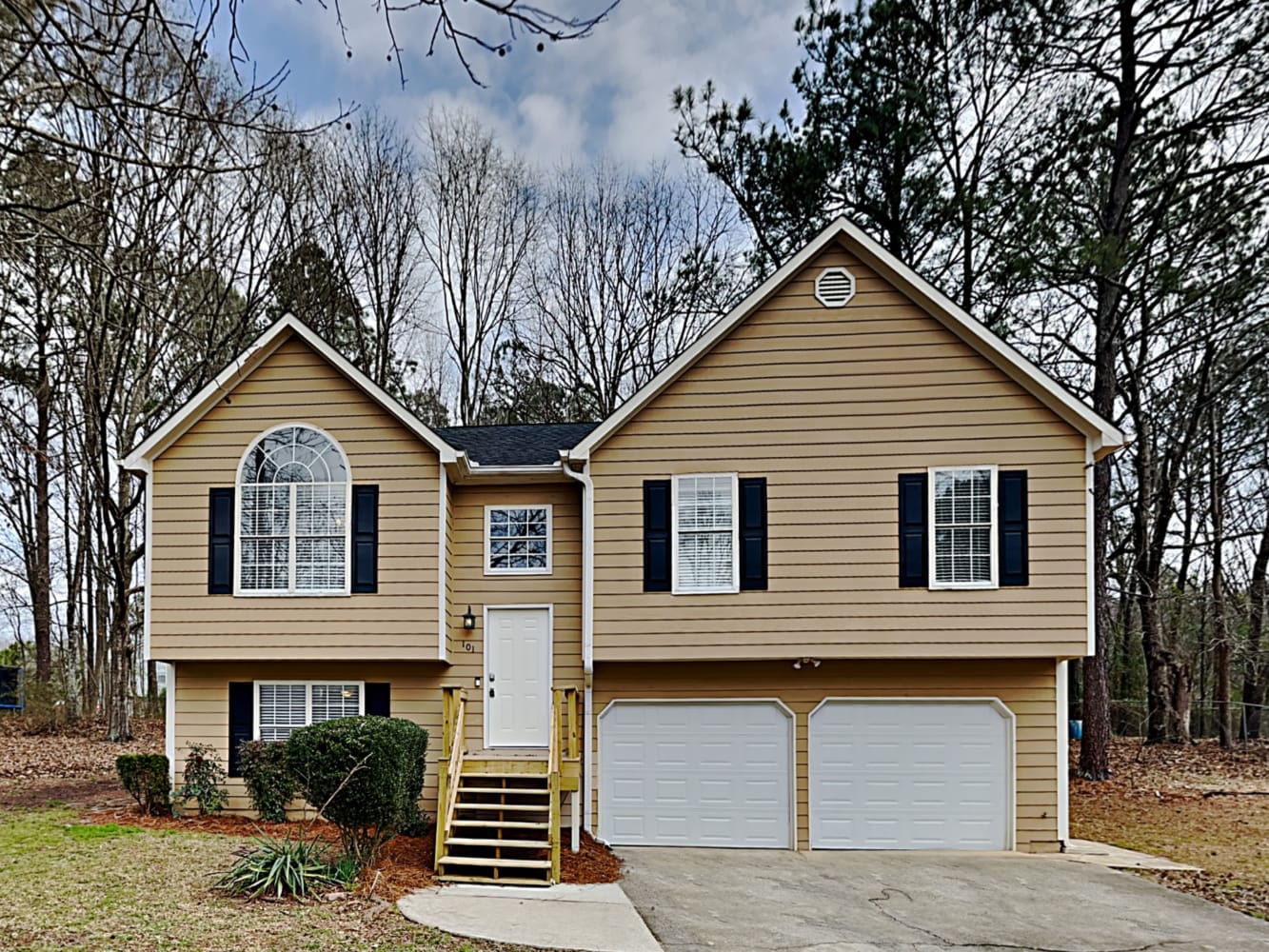101 Brandon Woods Cir, Hiram photo 1