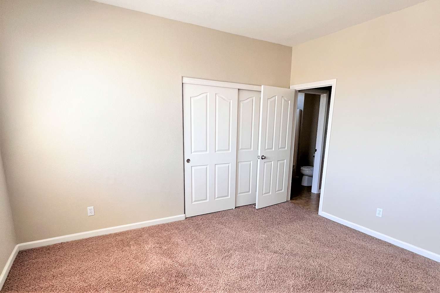 101 Misty Rain St, Henderson photo 6