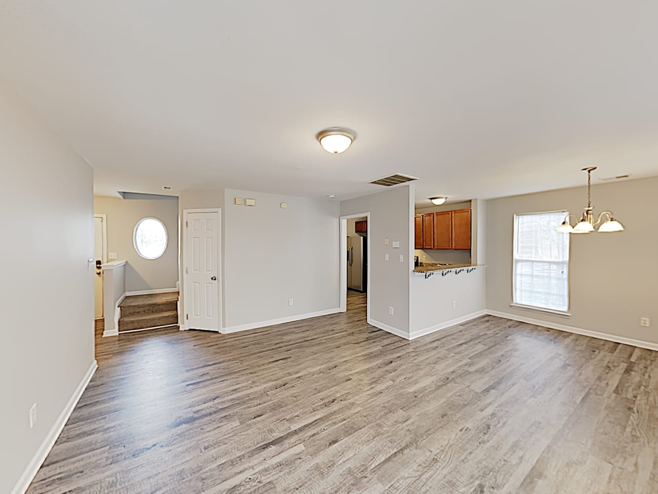 101 Sweetbriar Ct, Mount Holly photo 6