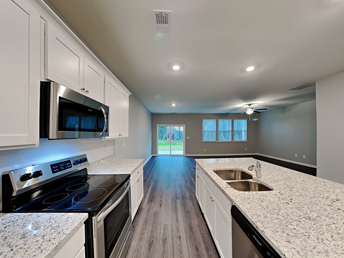 101 Webster Cir, Holly Springs photo 8
