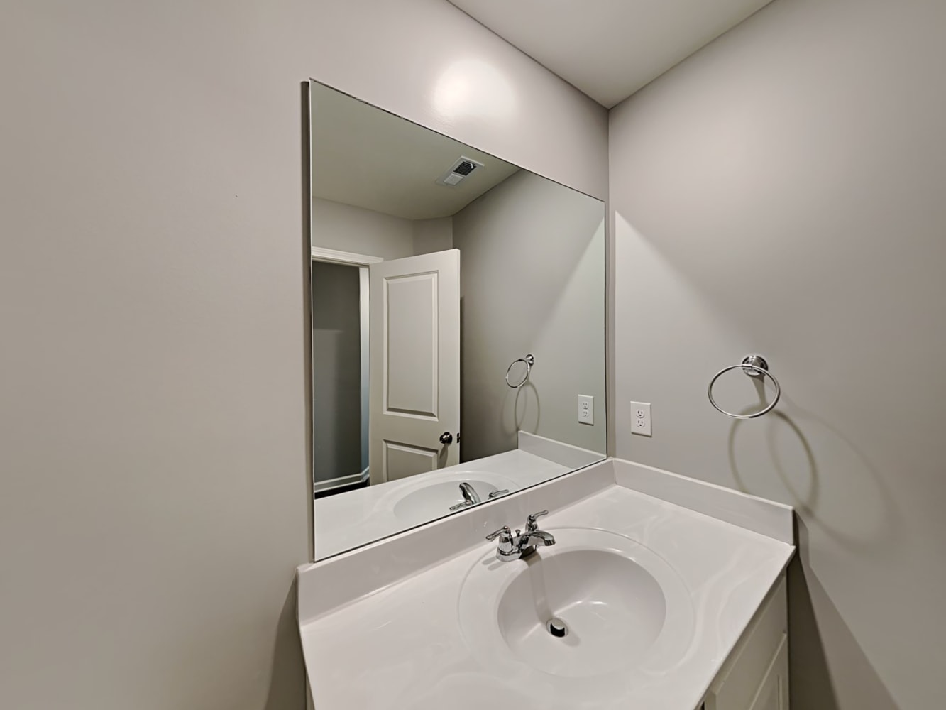 101 Webster Cir, Holly Springs photo 17