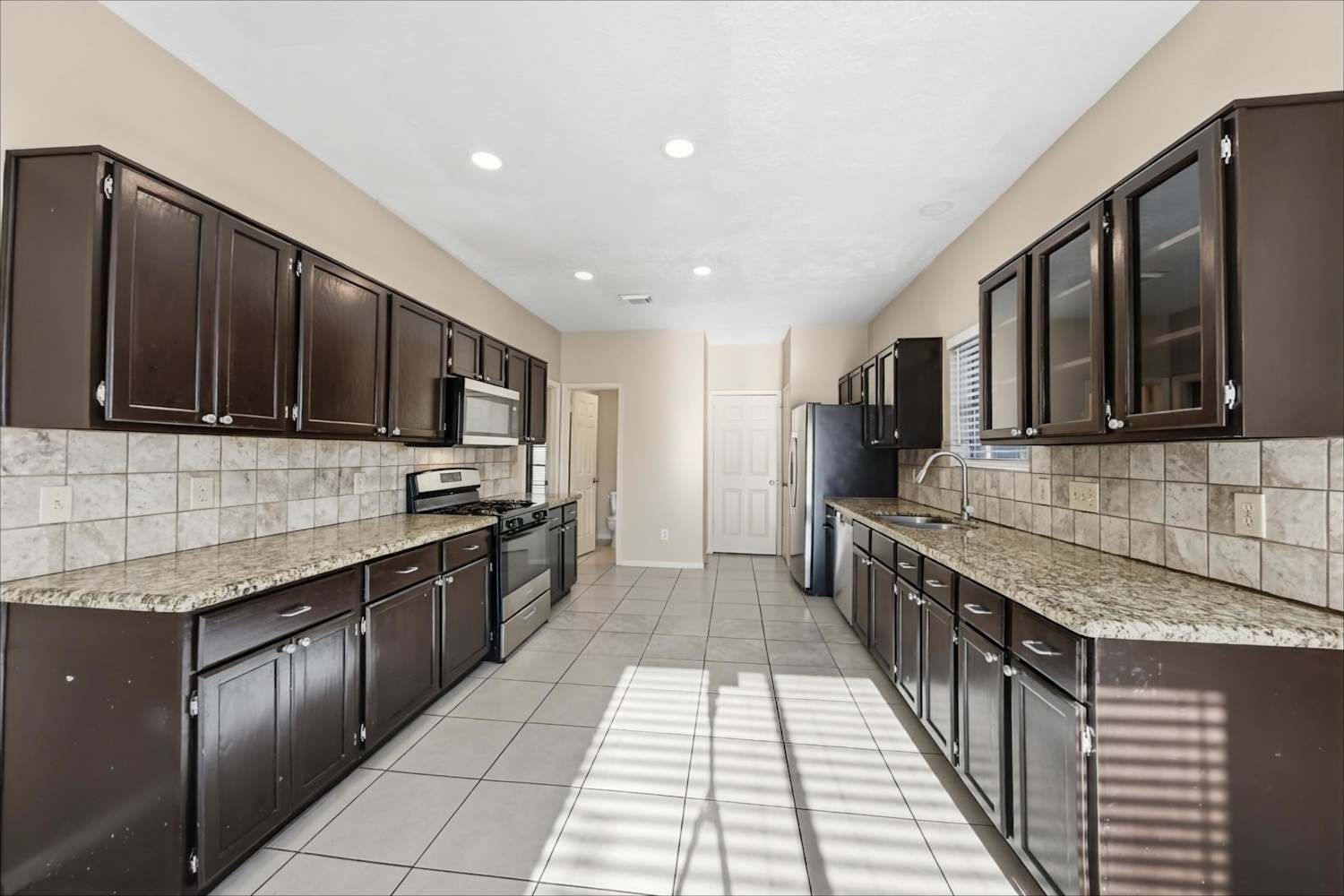 1011 Wentworth Dr, Pearland photo 10