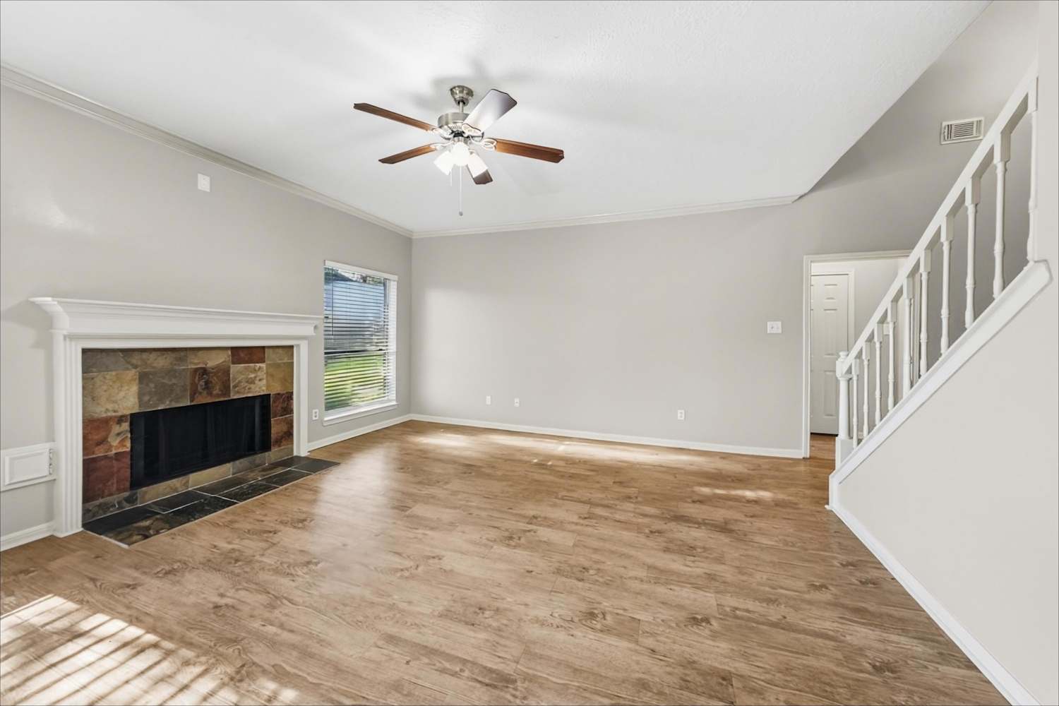 1011 Wentworth Dr, Pearland photo 7