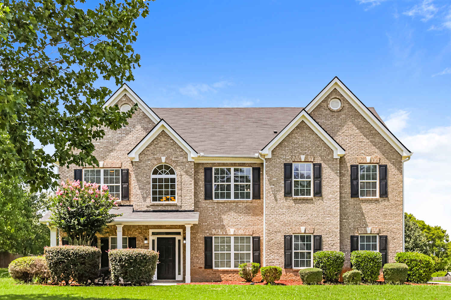 1013 Crown Landing Pkwy, McDonough photo 1