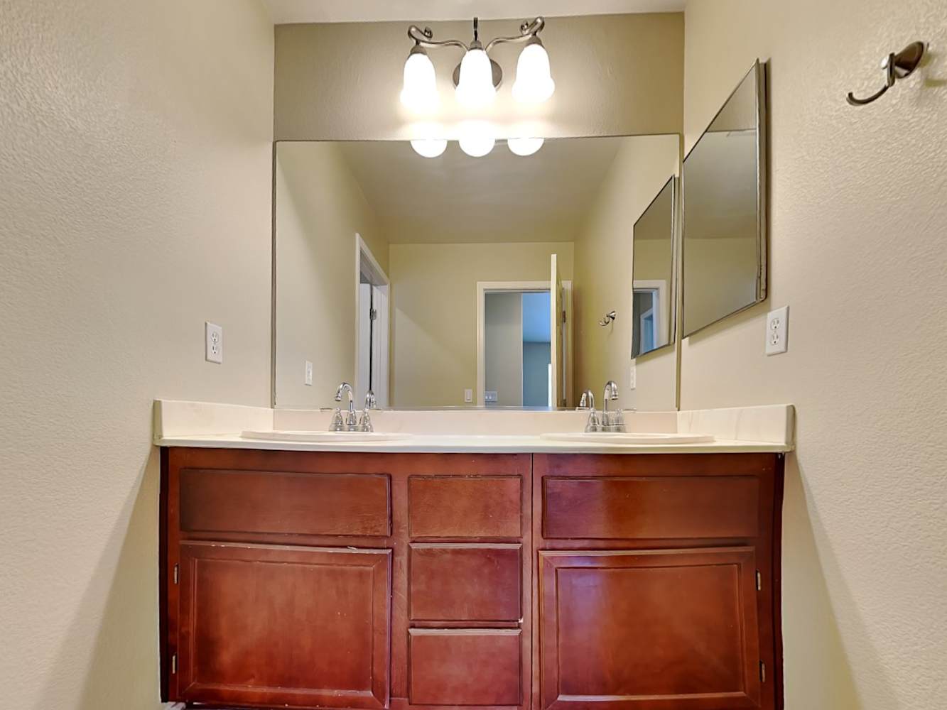 1014 Shades End Ave, North Las Vegas photo 17