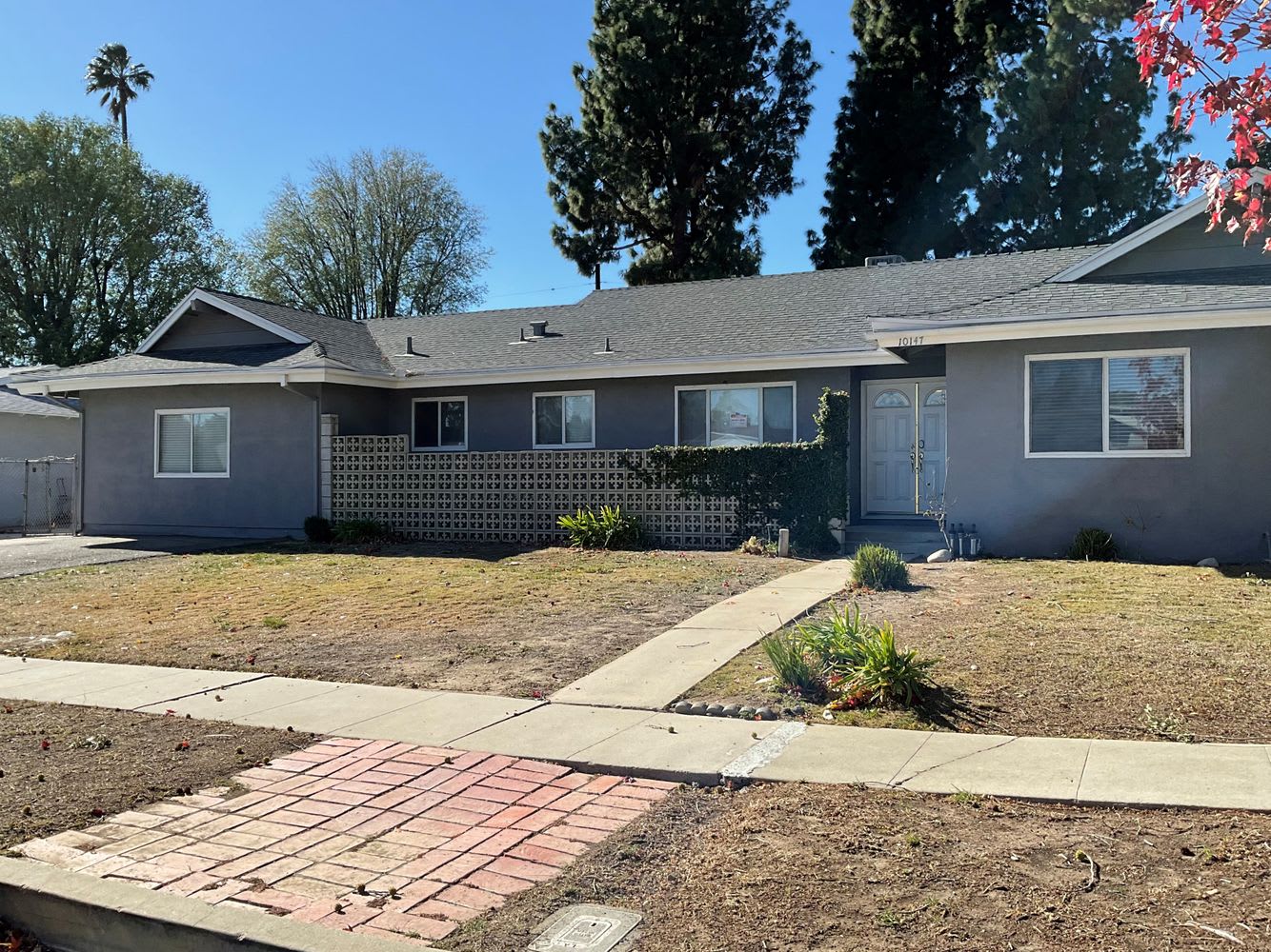 Front of 10147 Aldea Ave, Northridge, CA