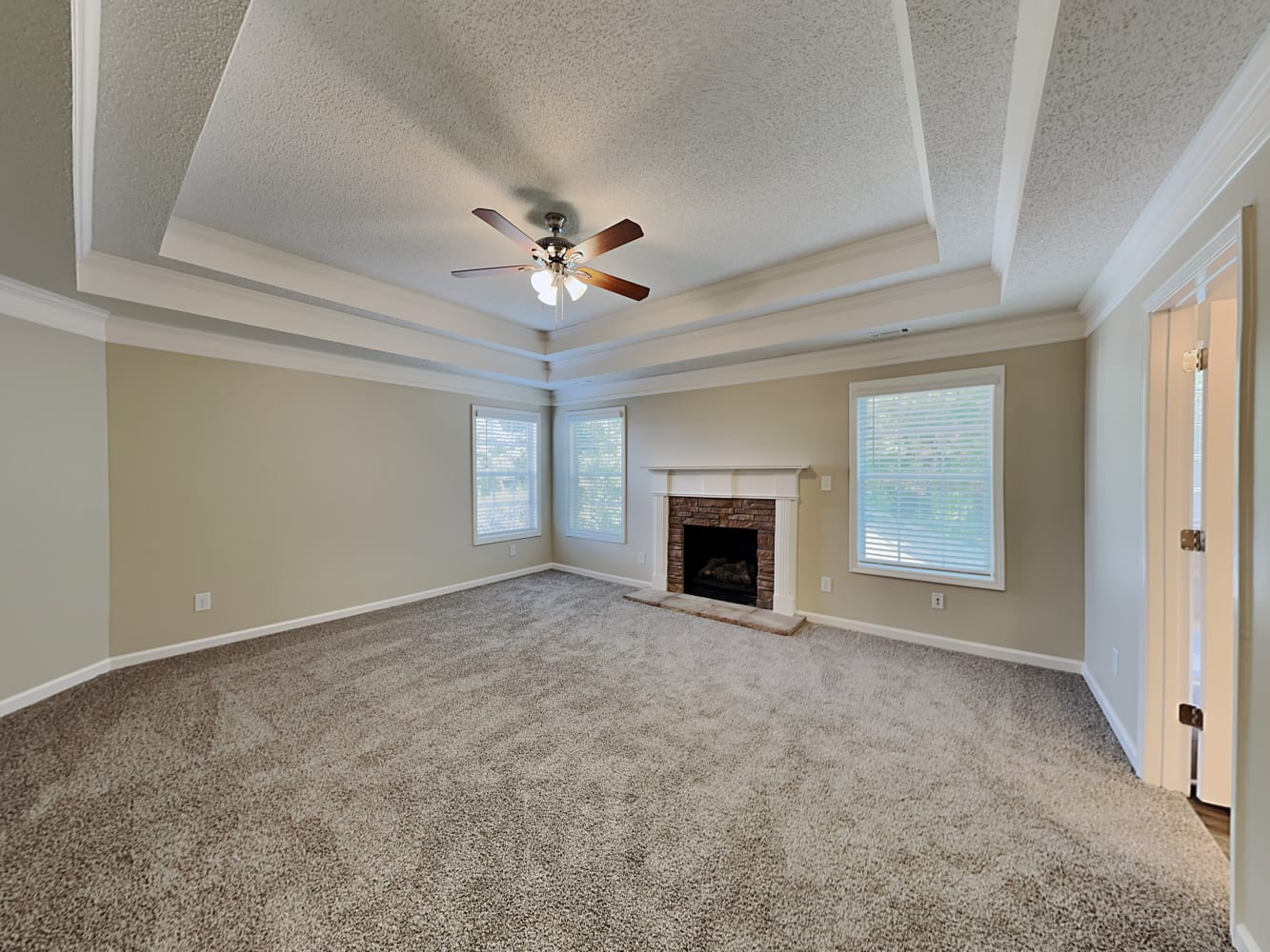 102 Medallion Park, Newnan photo 11