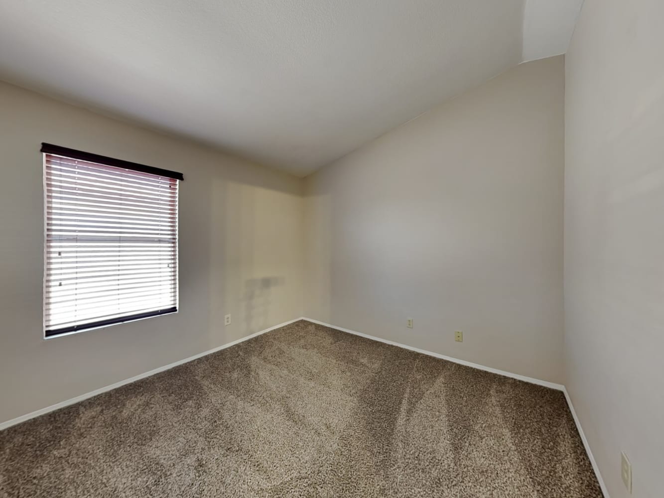 10201 S Hopi Ln, Goodyear photo 12