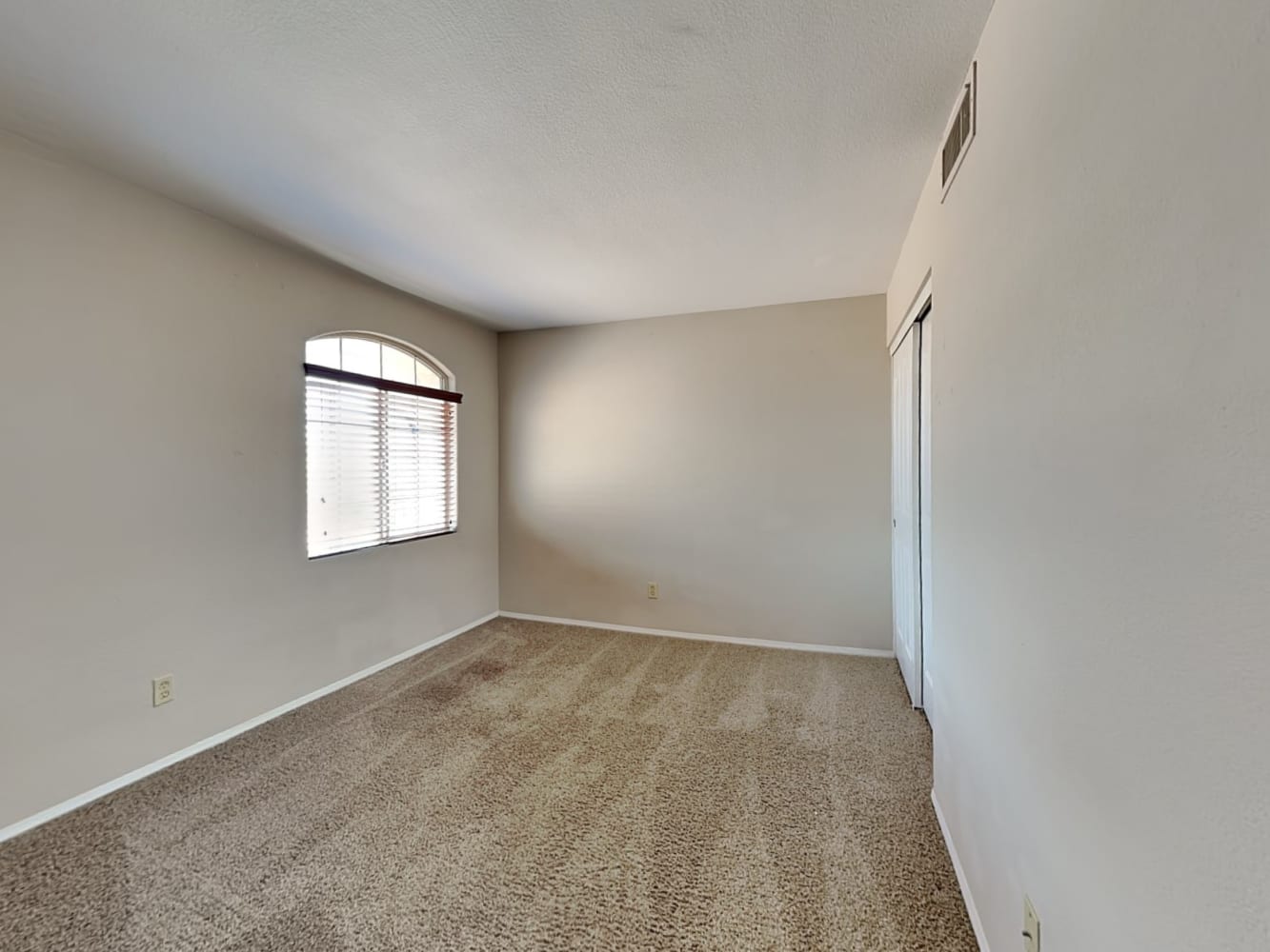 10201 S Hopi Ln, Goodyear photo 11