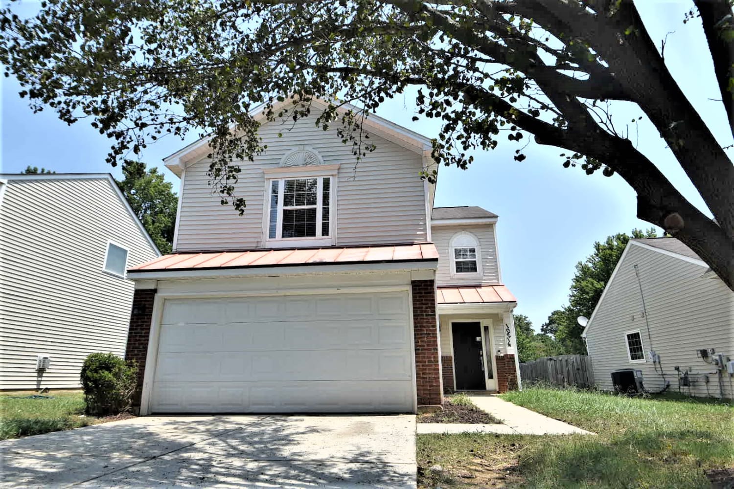 Front of 10214 Green Hedge Ave, Charlotte, NC