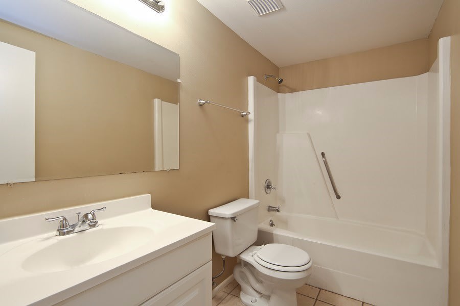 10220 Wilcox Ct, Tampa photo 14