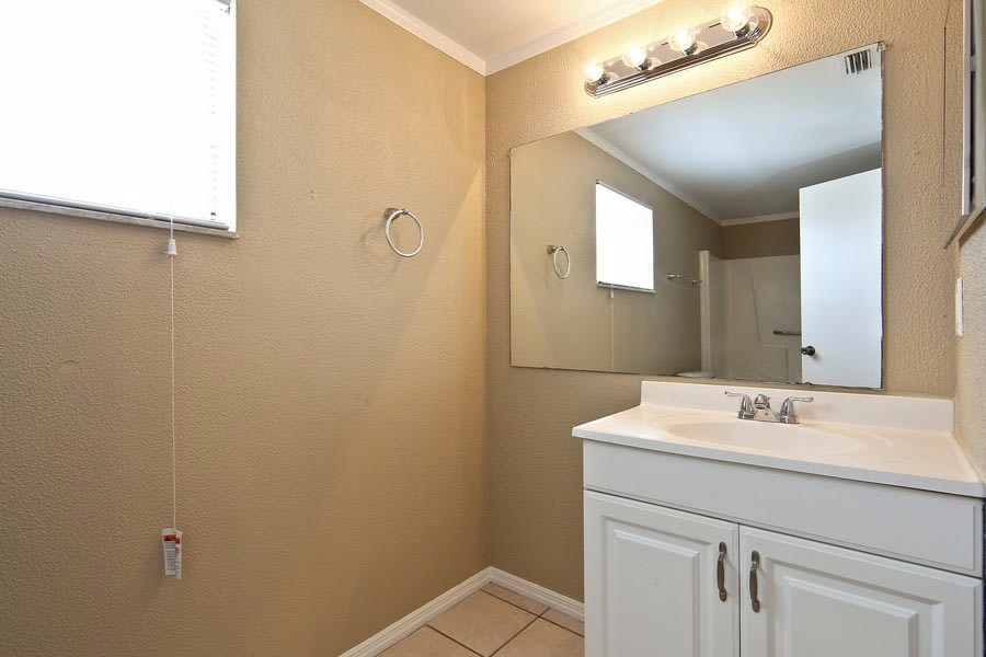 10220 Wilcox Ct, Tampa photo 15