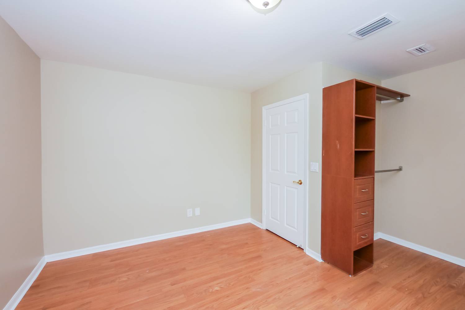 10225 Panama St, Hollywood photo 14