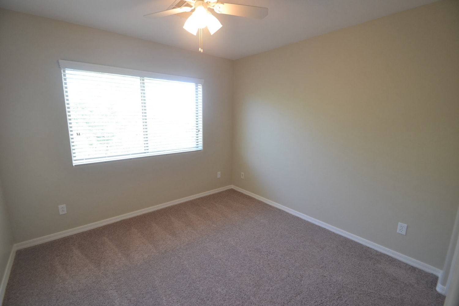 10225 W Camelback Rd, Phoenix photo 9