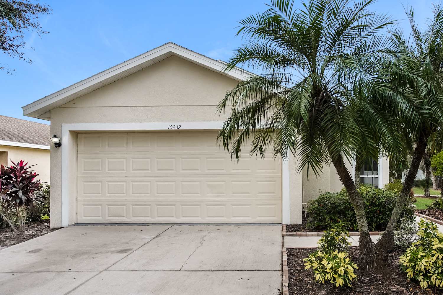 Front of 10232 41st Ct E, Parrish, FL