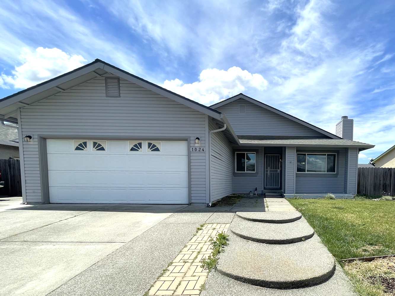 1024 Winters Way, Suisun City photo 1