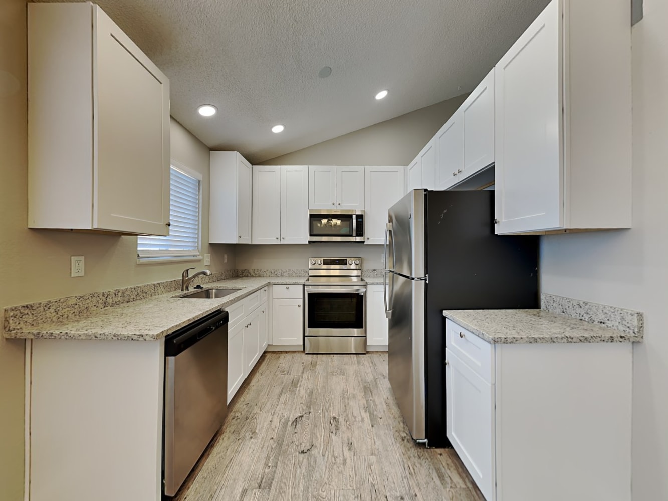 1026 Rancher Dr, Fountain photo 10