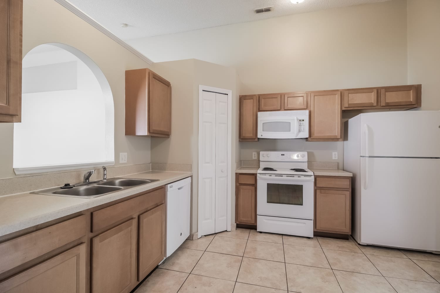103 Broadarrow Pl, Sanford photo 8