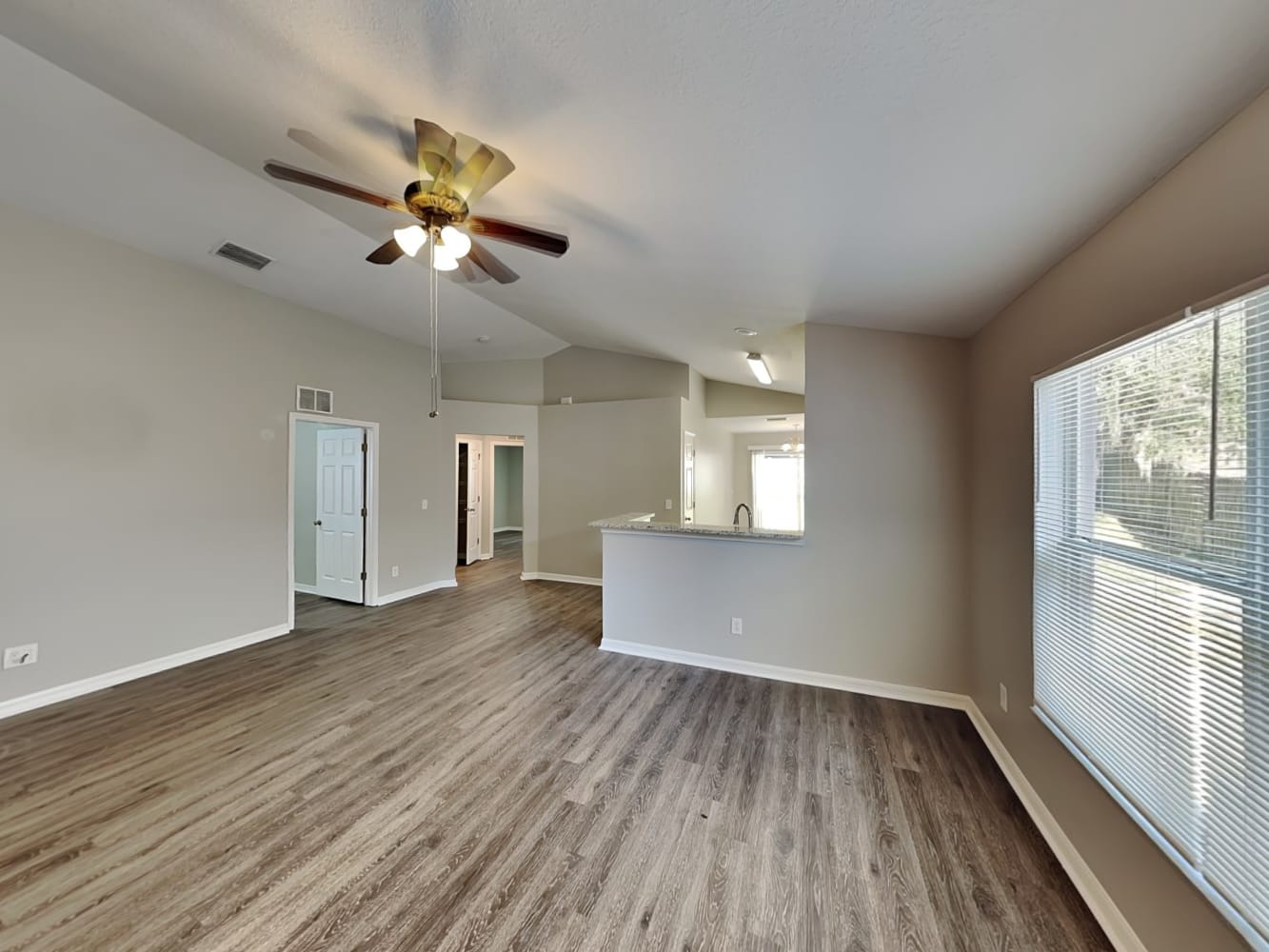 10303 Lakeside Vista Dr, Riverview photo 3