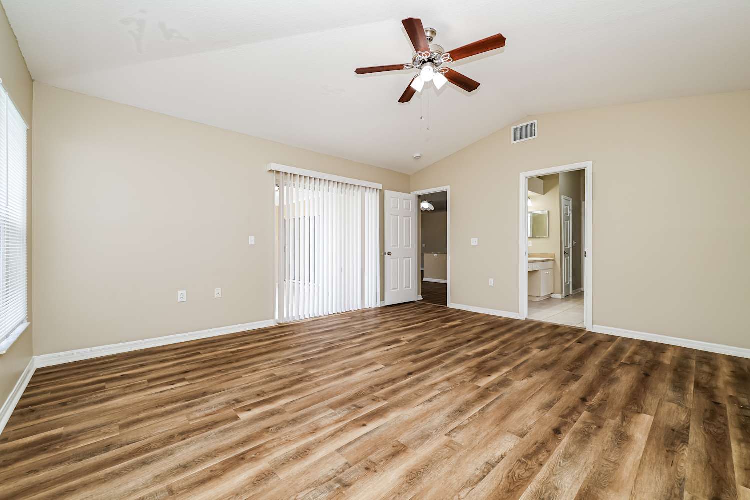 10311 Sedgebrook Dr, Riverview photo 7