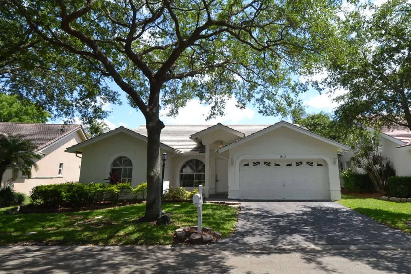 Front of 10320 NW 48th Ct, Coral Springs, FL