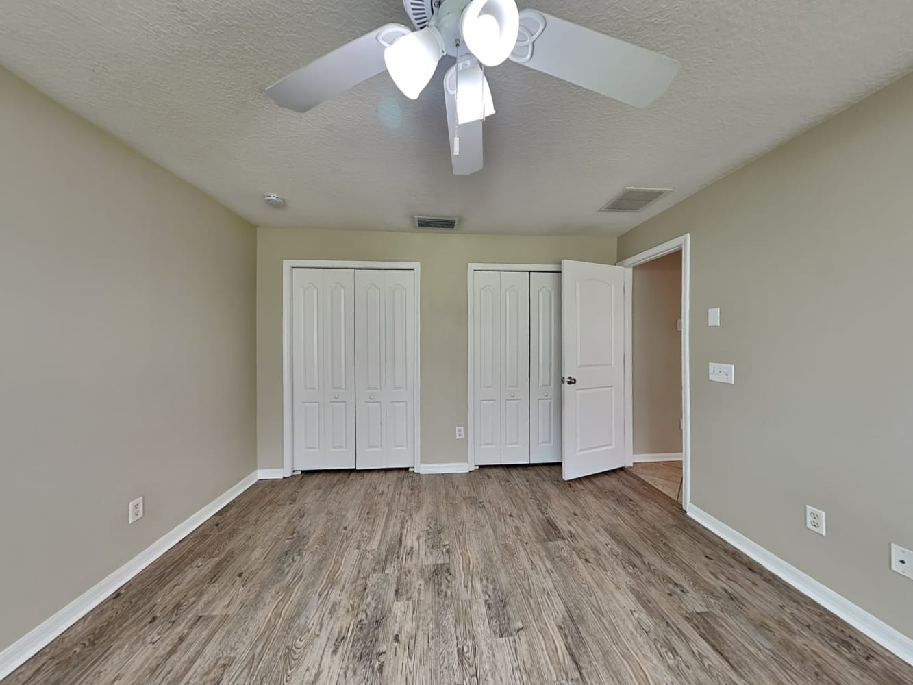 10327 Avelar Ridge Dr, Riverview photo 9