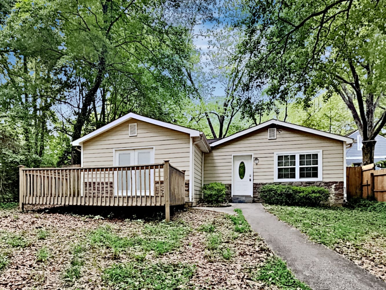 1037 Emerson Ave SE, Atlanta photo 1
