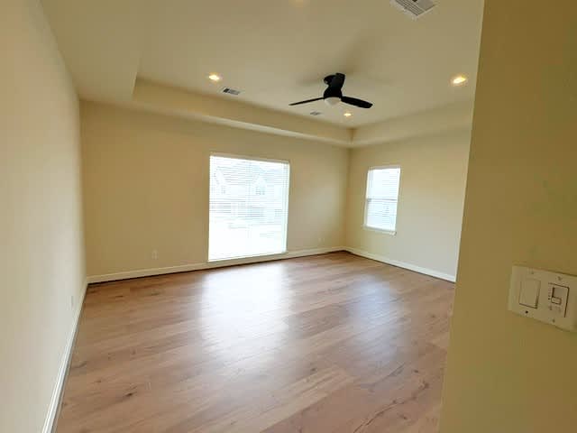 10418 Executive Lake Dr, Stafford photo 6