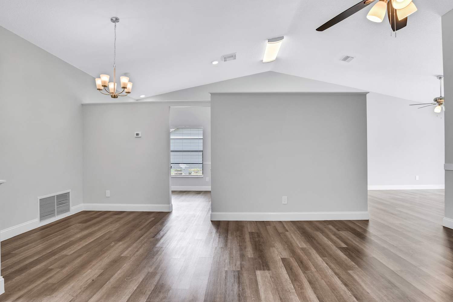 1042 Covington St, Oviedo photo 8