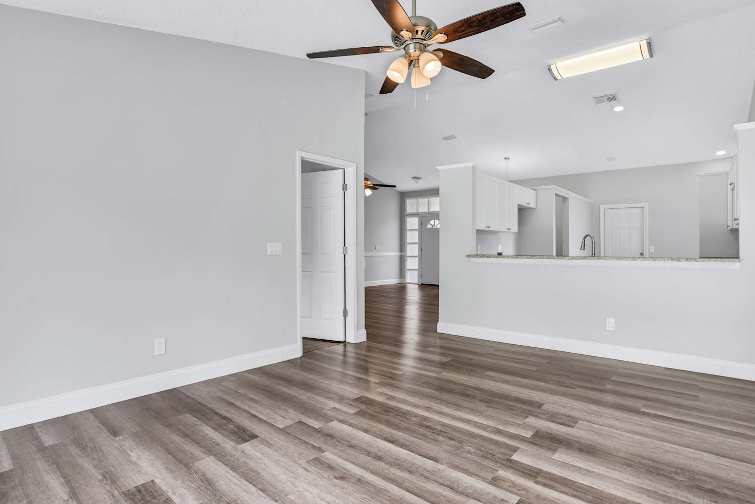 1042 Covington St, Oviedo photo 9
