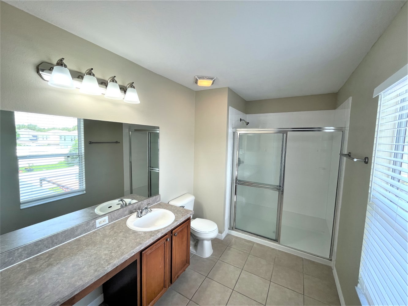 10420 Frog Pond Dr, Riverview photo 12