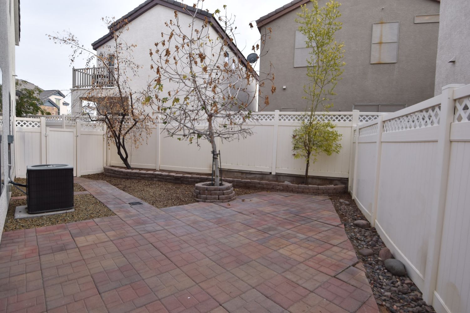10437 Amber Night St, Las Vegas photo 17