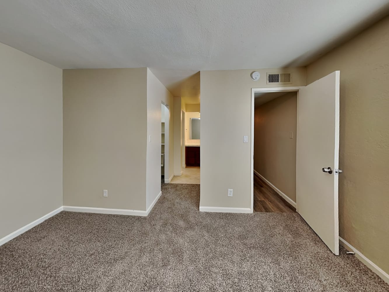 10444 W Devonshire Ave, Phoenix photo 13