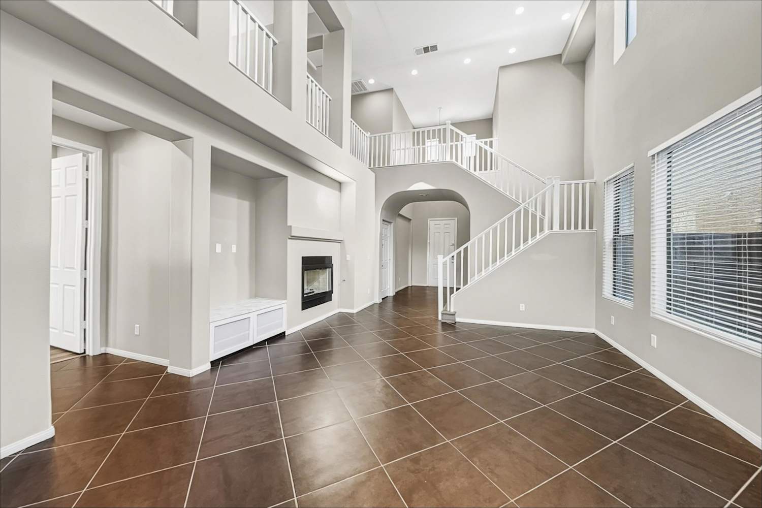10463 Foggy Glen Avenue, Las Vegas photo 6