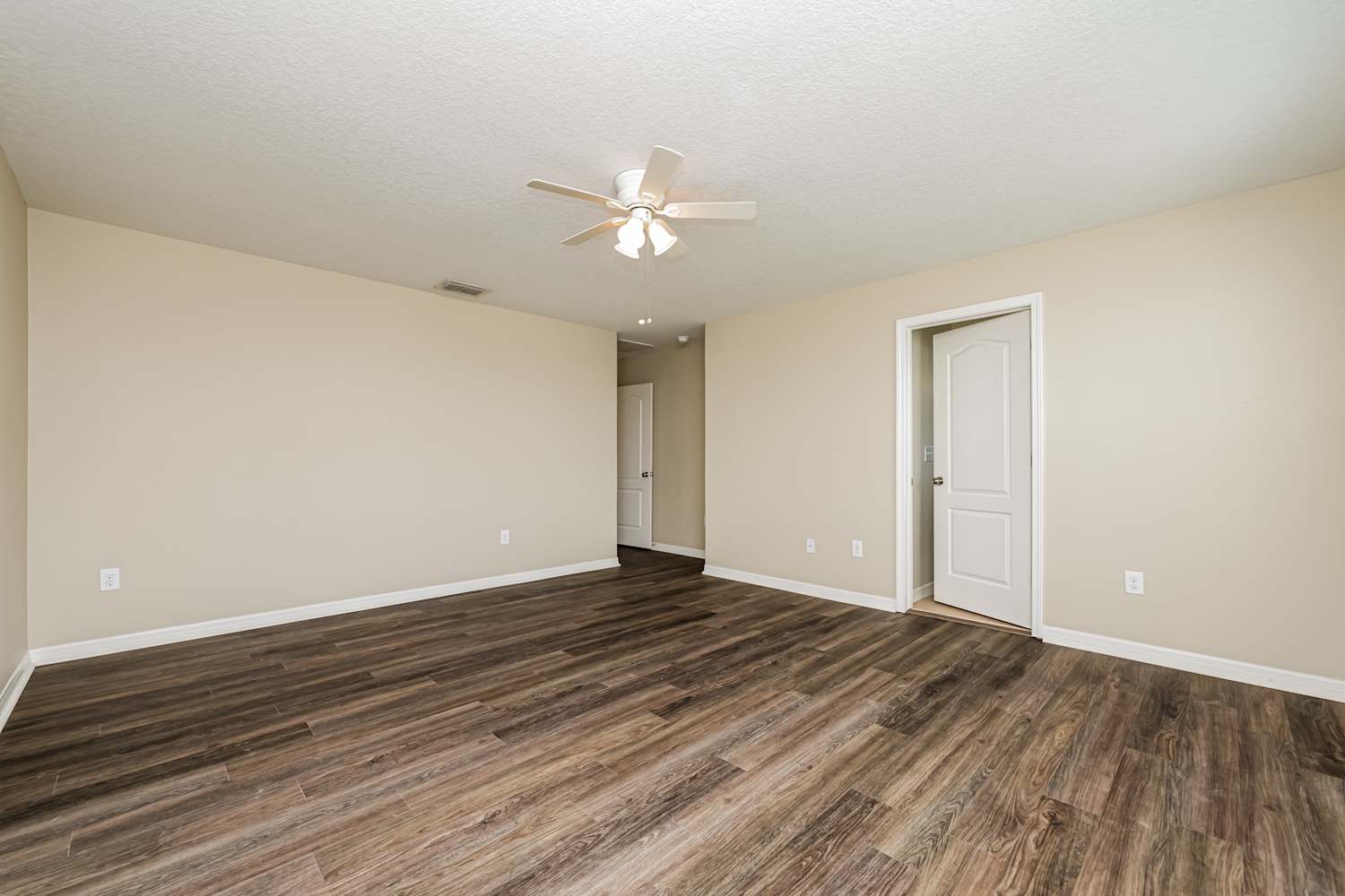 1047 Seminole Sky Dr, Ruskin photo 10