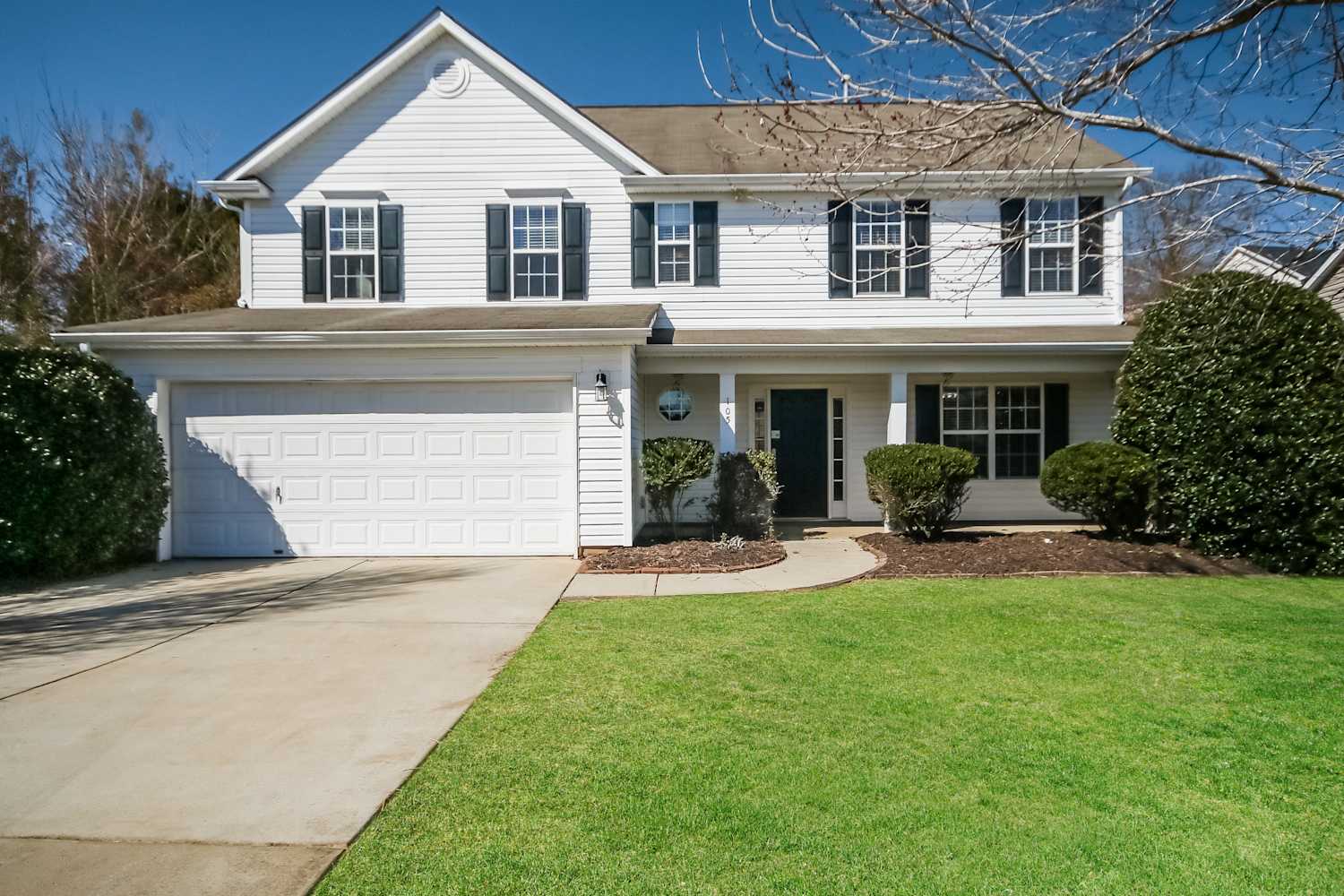 Front of 105 Arbridge Ct, Mount Holly, NC