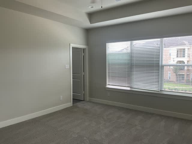 10518 Executive Lake Dr, Stafford photo 6